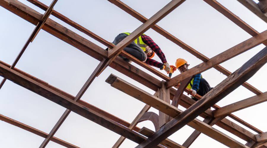 Expert Emergency Roof Repairs services in Land O'Lakes, WI